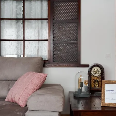 Bed & Breakfast Santa Ana & *